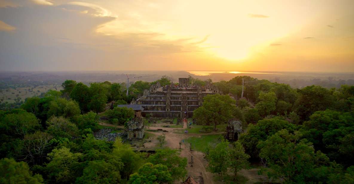 Private Angkor Wat Sunset Guide Tour - Just The Basics