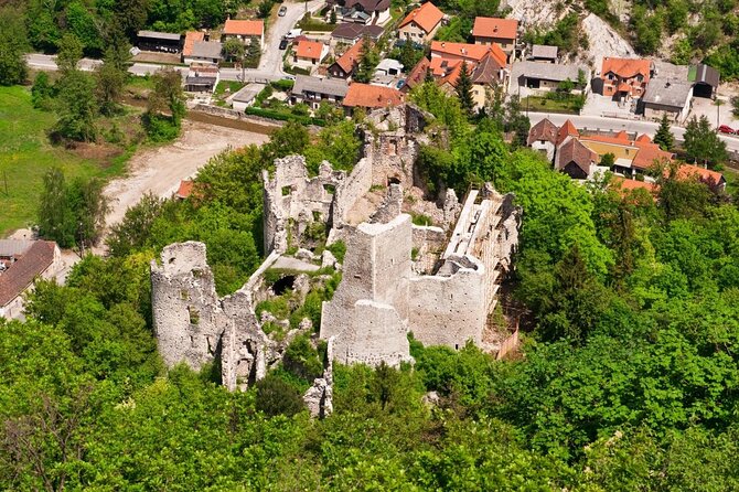 Private Eclectic Hiking Experience of Samobor Hills