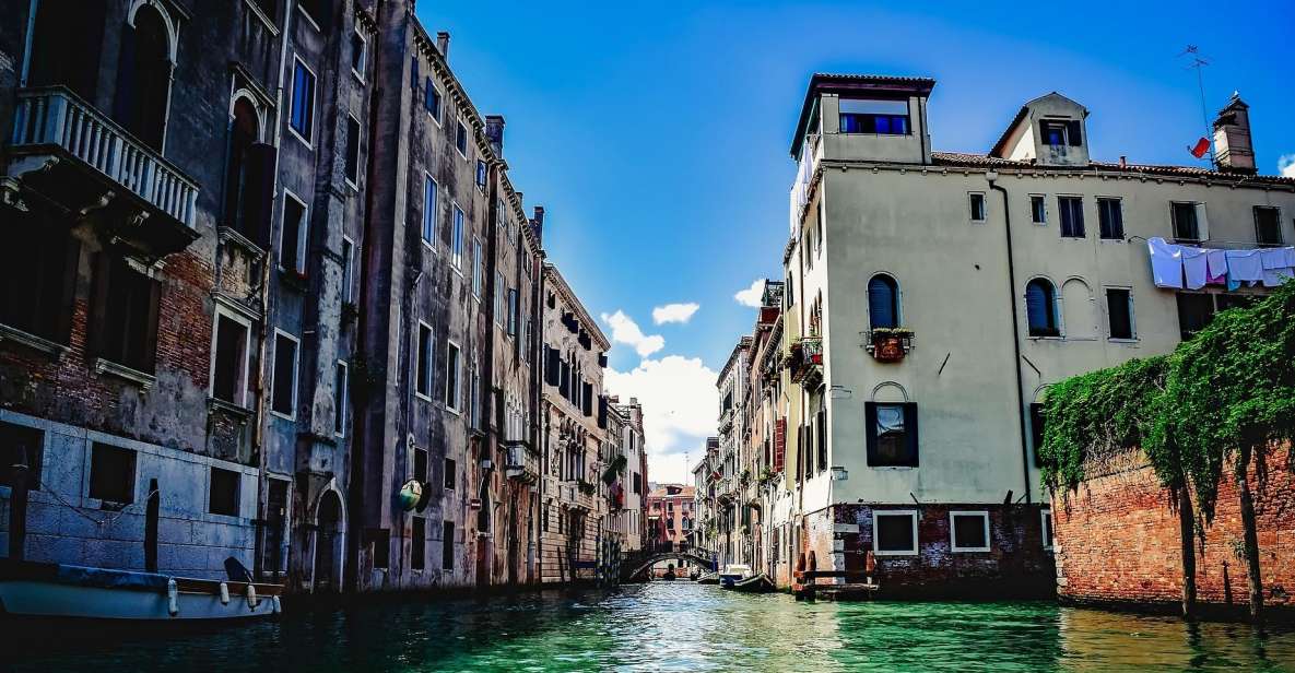 Private Venice Walking Tour and Gondola Ride - Just The Basics