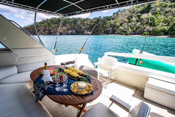 Private Yacht Charter in Costa Rica - Booking Details for Private Yacht Charter