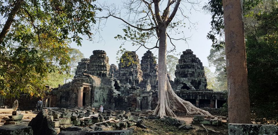 Siem Reap: Small Circuit Tour by Only Car - Just The Basics