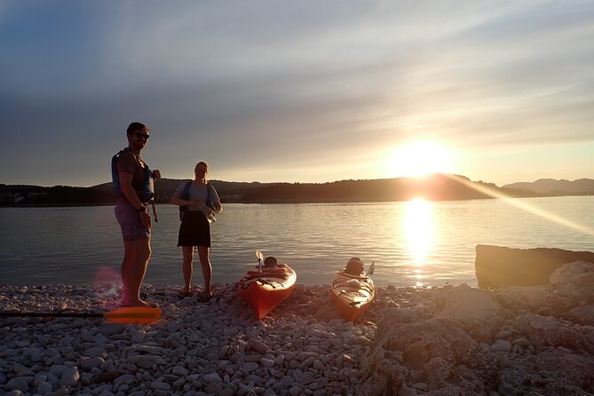 Small-Group Lumbarda Sunset and Evening Kayaking Experience - Just The Basics