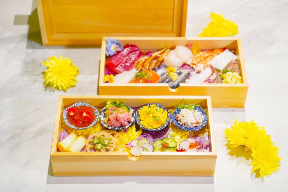 Sushi Making Experience in Shinjuku, Tokyo - Key Points