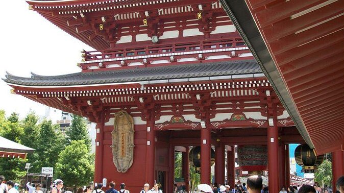 Tokyo History: Sensoji Temple & Asakusa District Private Tour - Key Points