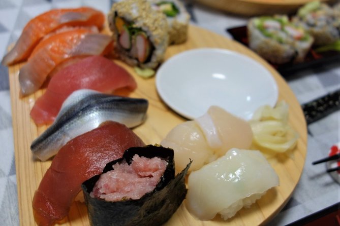Tokyo: Small-Group Sushi-Making Class - Key Points