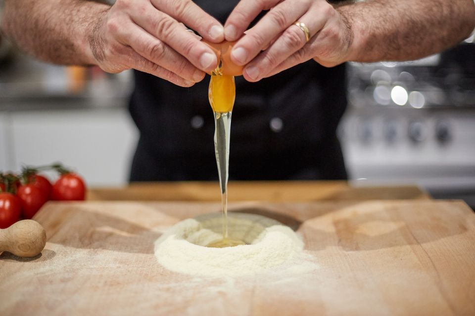 Venice: Fresh Pasta Making in Private Venetian Apartment - Just The Basics