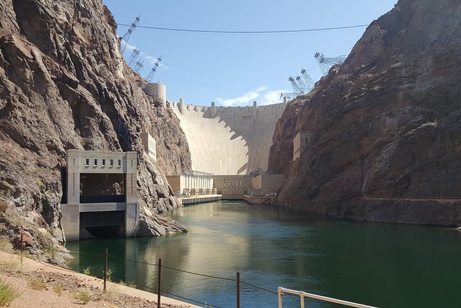 1.5-Hour Guided Raft Tour at the Base of the Hoover Dam - Tour Highlights