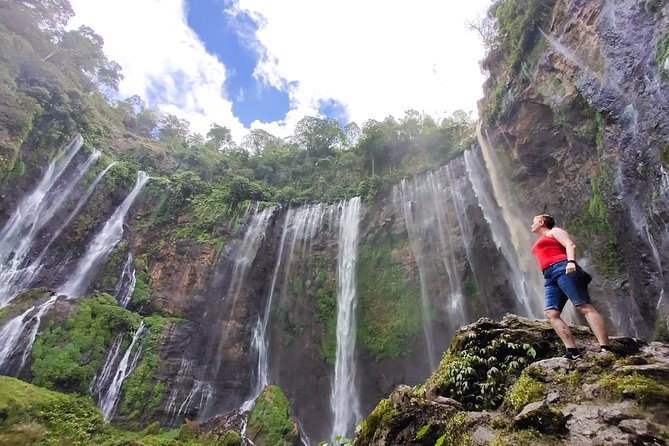 1Day – Tumpak Sewu Waterfall and Goa Tetes Cave Trekking