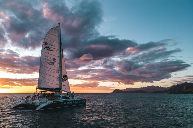 2-Hour Oahu Sunset Catamaran Sail