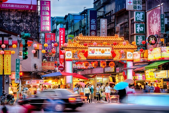 2-Hr Raohe Night Market Walking Private Tour With a Tour Guide - Cancellation Policy
