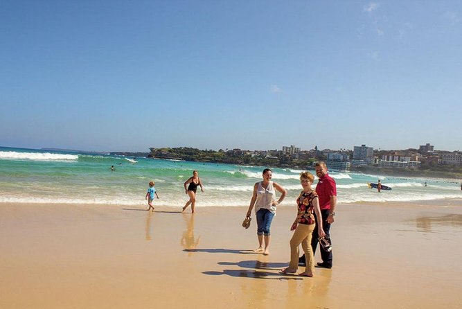 3.5 Hours Explore Bondi Beach and Sydney Sightseeing Tour