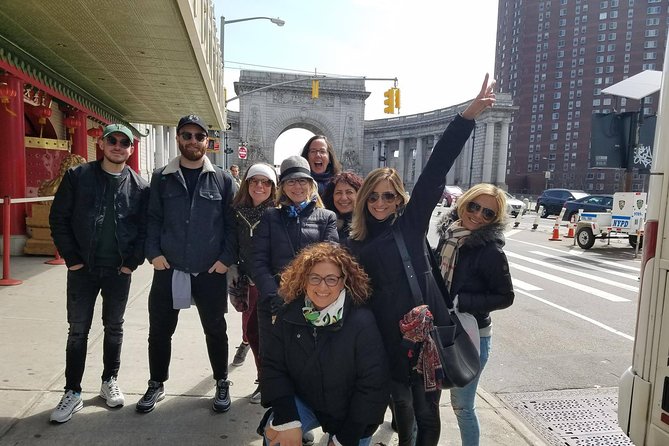 3 New York Neighborhoods Semi-Private Tour : SoHo, Chinatown and Little Italy - Booking Information