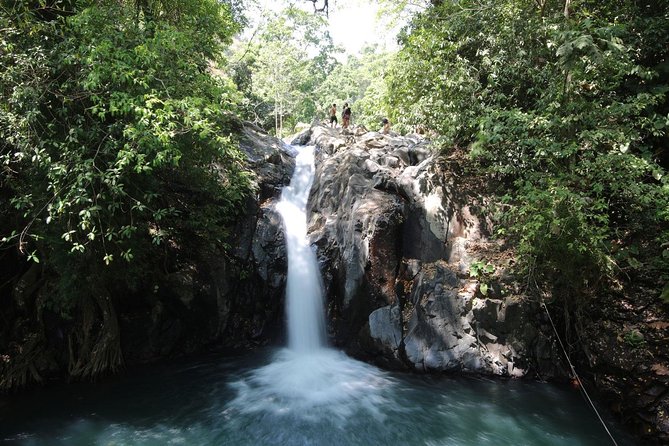 Aling-Aling, Gitgit, and Banyumala Waterfall Tour  – Ubud