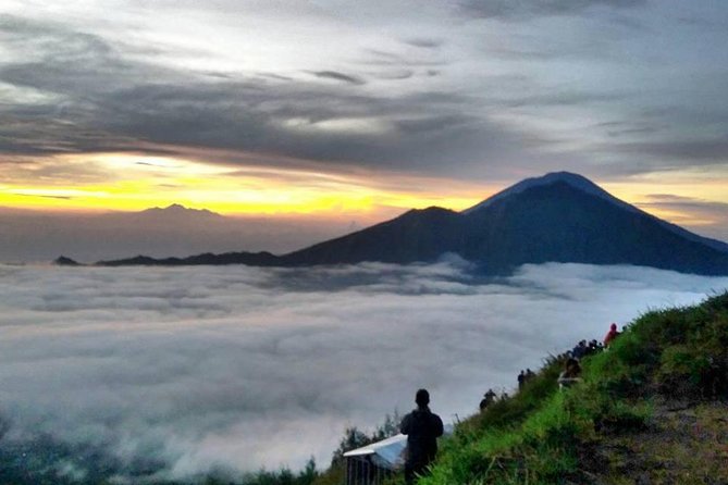 Amazing Mount Batur Sunrise Trekking and Hot Spring