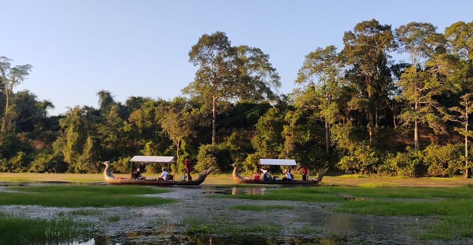 Amazing Sunset With Angkor Gondola Boat Ride