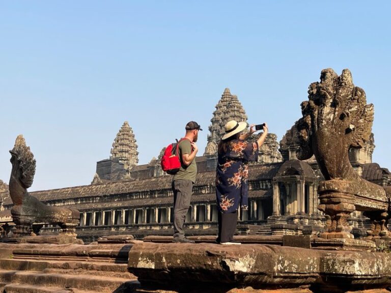 Angkor Wat Full Day Tour in Siem Reap Small-Group