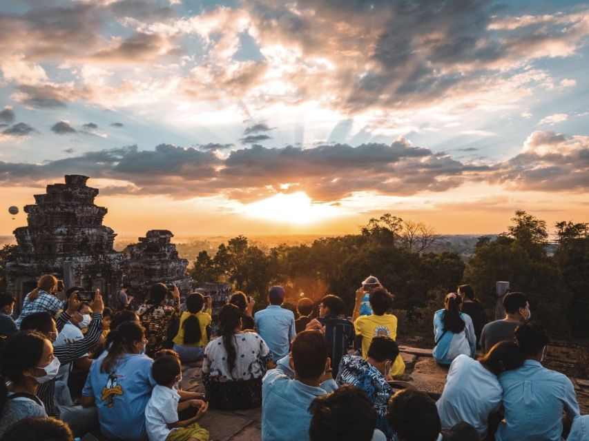 Angkor Wat: Small Circuit Tour by Only TukTuk