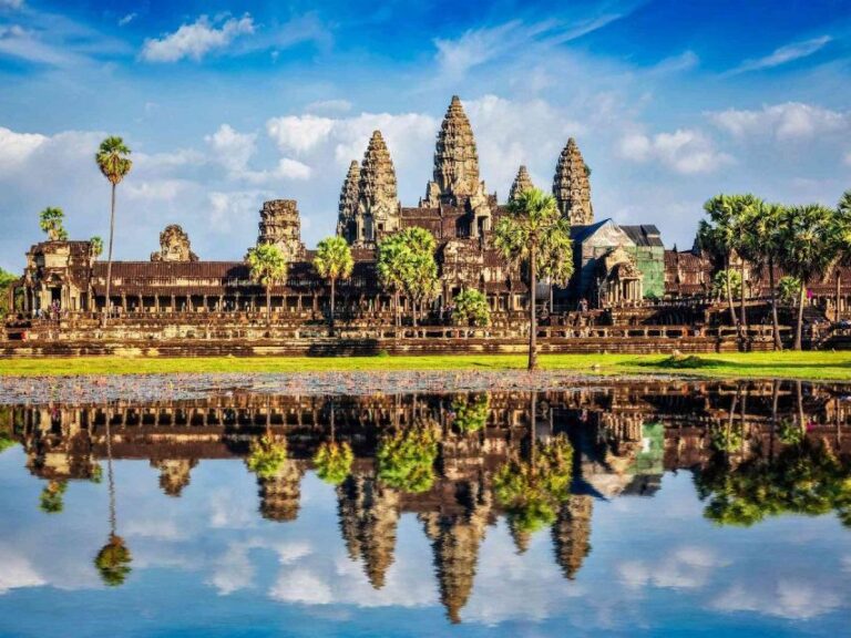 Angkor Wat Small Tour With Private Tuk Tuk