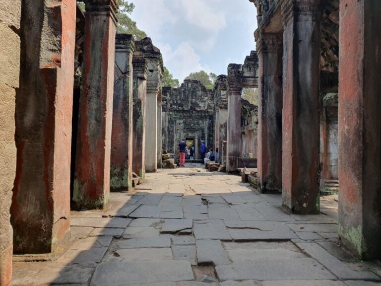 Angkor Wat Sunrise Main Temples Tour(Included Breakfast)