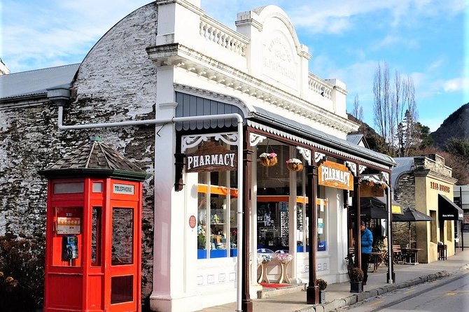 Arrowtown and Around Half-Day Small-Group Tour