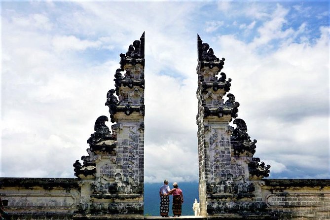 Bali Day Tour : Waterfall & Lempuyang Temple The Gate Of Heaven