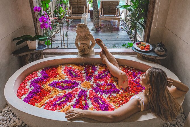 Bali Flower Bath, Massage & Tirta Empul Experience (Private & All-Inclusive)