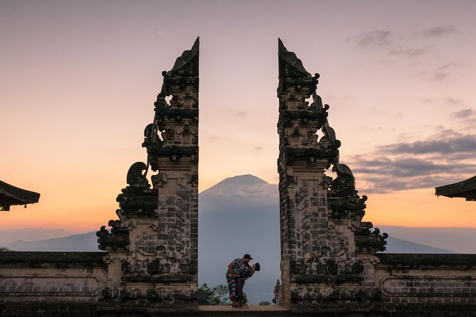 Bali Instagram: Gate of Heaven Temple Tour - Positive Guest Experiences