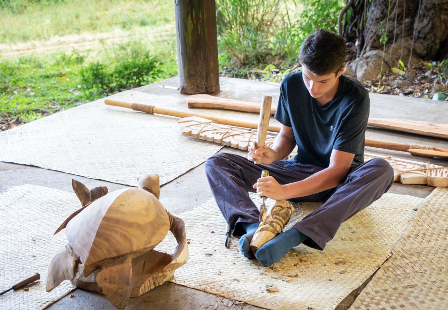 Big Island: Tiki Carving Workshop