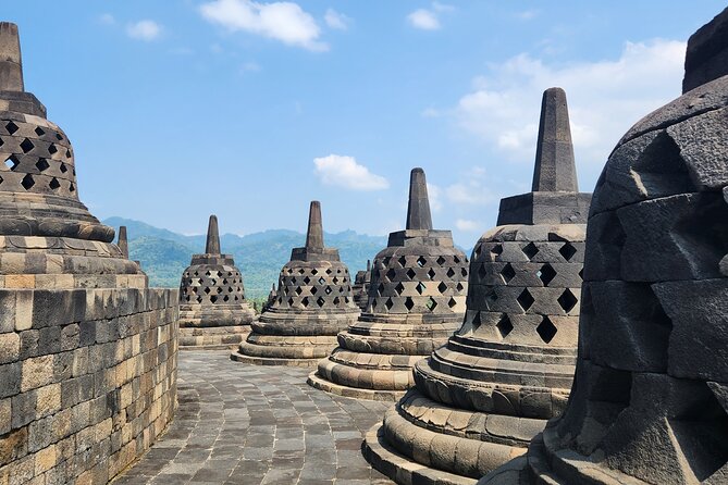 Borobudur Climb to The Top & Prambanan Tour