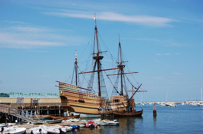 Boston to Plymouth Day-Trip Including Quincy, Plimoth Patuxet and Mayflower II