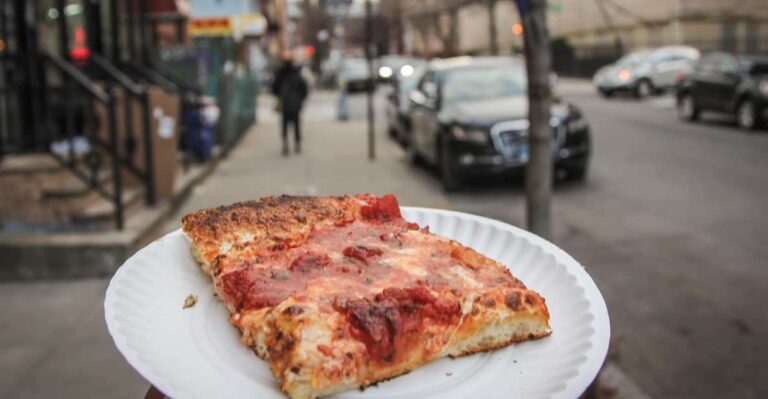 Brooklyn: 3-Hour Private Pizza and Brewery Walking Tour