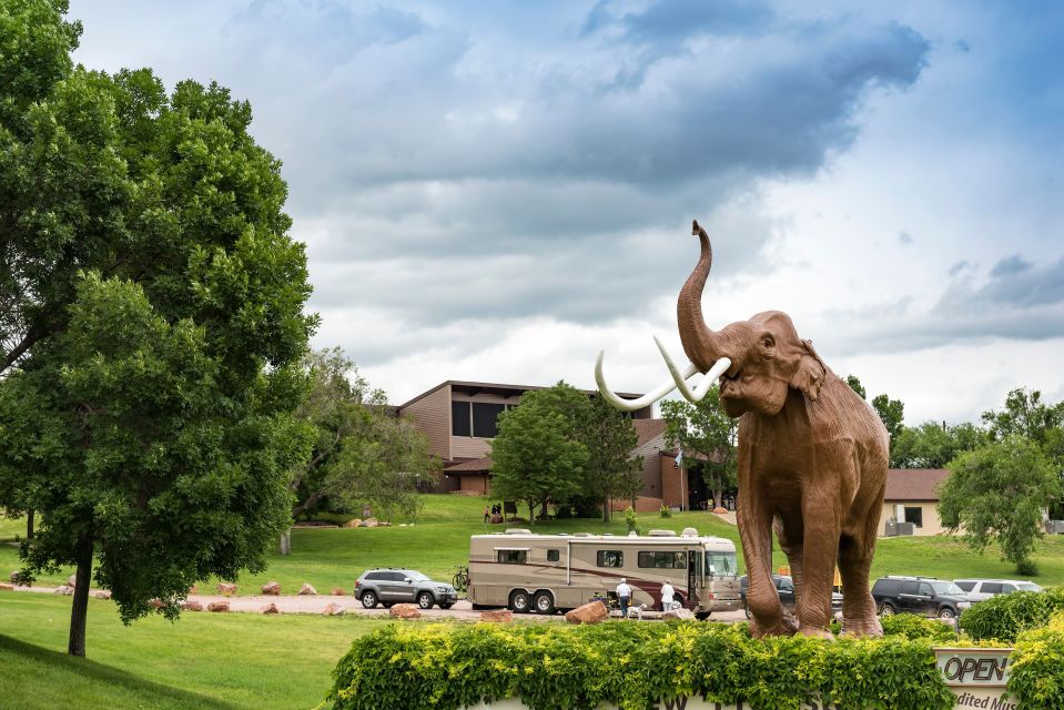 Buffalo Jeep Safari & Mammoth Site Tour - Activity Highlights