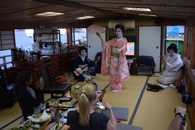Call Fukagawa Geisha to Join You on a Yakatabune Boat Trip