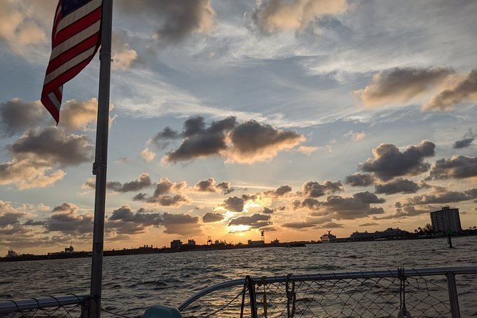 Champagne Sunset Cruise in Ft. Lauderdale - Inclusions and Services