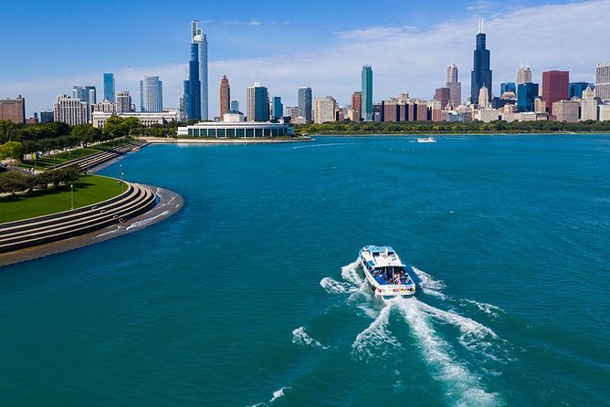 Chicago Urban Adventure River and Lake Cruise - Inclusions