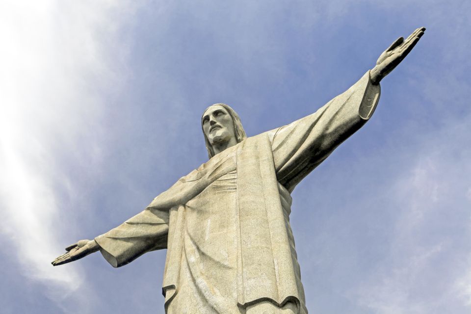 Christ the Redeemer and Escadaria Selarón Half-Day Tour