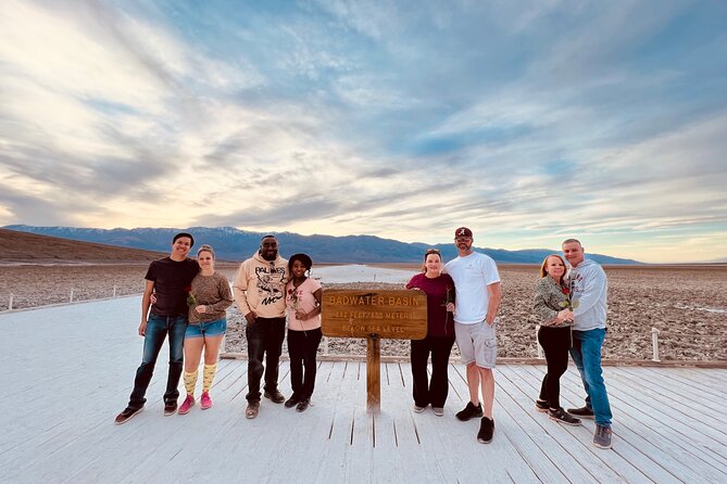 Death Valley Sightseeing Tour With Stargazing and Wine Tasting