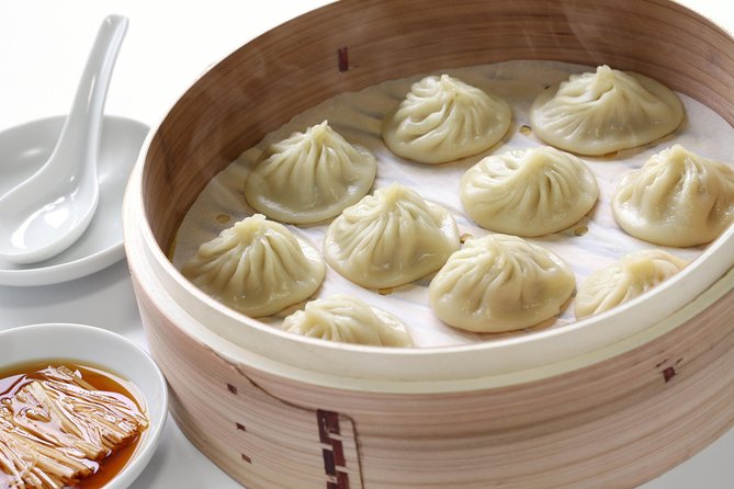 Dinner at Din Tai Fung With Luxury Chinese Massage Treatment - Experience Highlights
