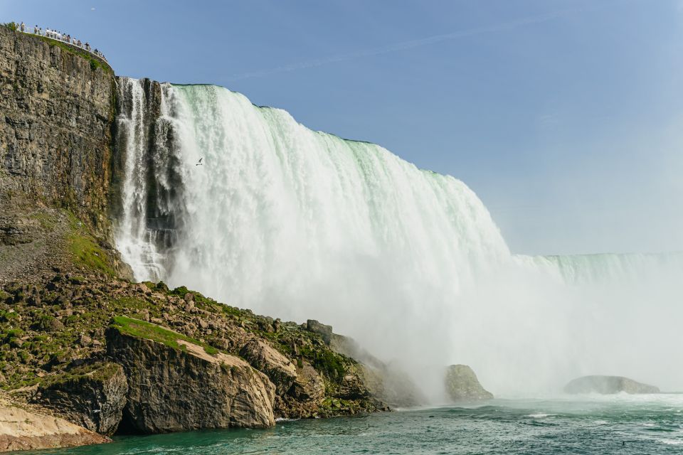 From New York City: Niagara Falls One Day Tour