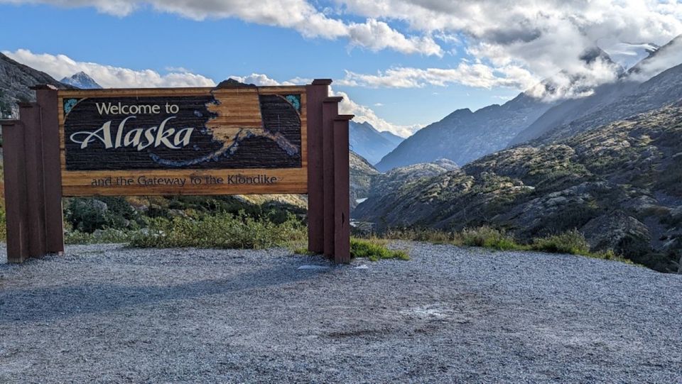 From Skagway: Yukon Sled Dog Mushing & White Pass Combo - Booking Details