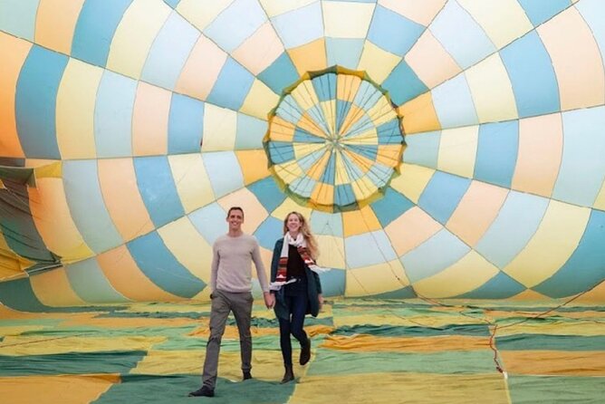 Full-Day Tour in Canberra With Hot Air Balloon Ride