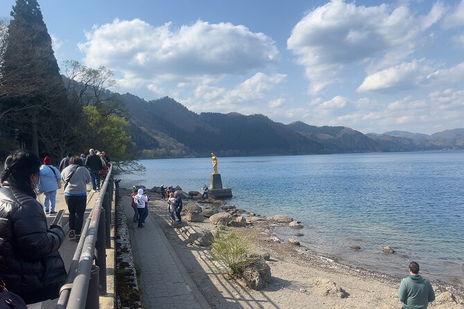Full Day Tour to Akita, Samurai Town and Lake Tazawa With Guide - Tour Itinerary Highlights