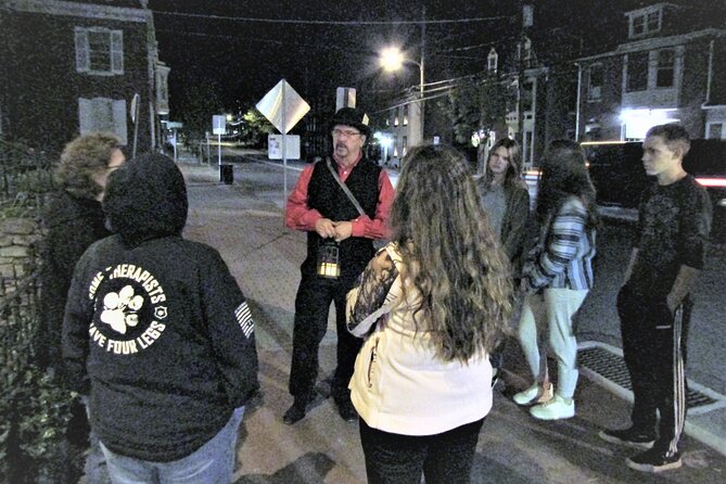 Gettysburg: Ghost Hunt Tour With Ghost Hunting Equipment
