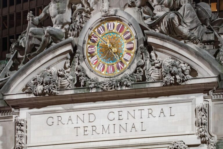 Grand Central Terminal Private Walking Tour With Transport