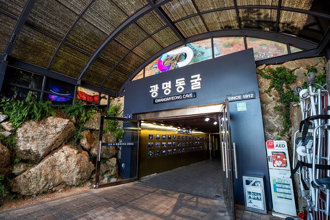 Gwangmyeong and Dodeoksan Park Full Day Tour by Bus