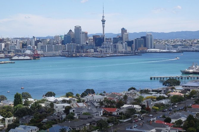 Half-Day: Small Group Auckland Scenic Tour – 4 HOURS
