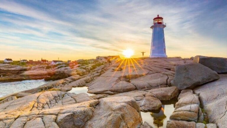 Halifax: City Sightseeing Tour With Peggy’s Cove Visit