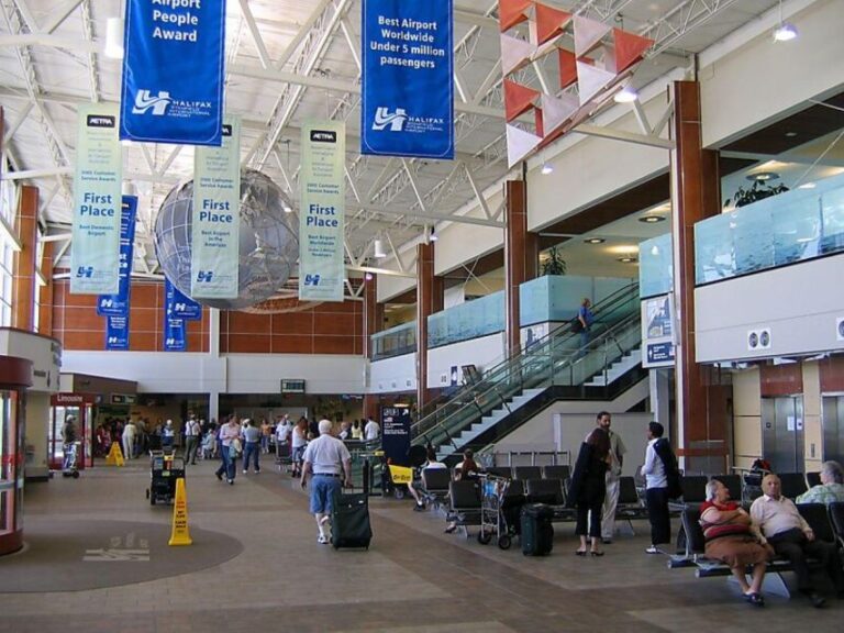 Halifax: Transfer To/From Stanfield International Airport