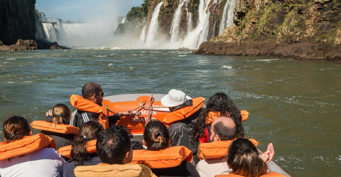 Iguassu Falls: Guided Tour & Macuco Safari on Pontoon Boats