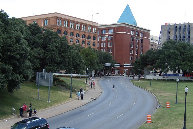 JFK Assassination Tour With Oswalds Rooming House - Tour Highlights
